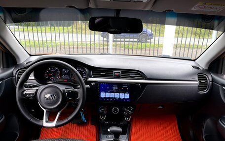 KIA Rio IV, 2018 год, 949 000 рублей, 10 фотография