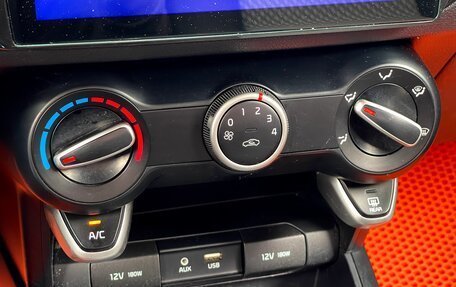 KIA Rio IV, 2018 год, 949 000 рублей, 23 фотография