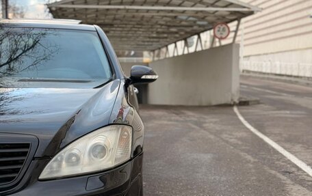 Mercedes-Benz S-Класс, 2005 год, 1 000 000 рублей, 4 фотография