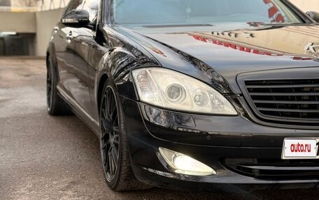 Mercedes-Benz S-Класс, 2005 год, 1 000 000 рублей, 3 фотография