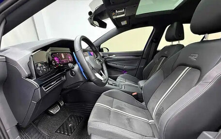 Volkswagen Golf VIII, 2021 год, 1 850 125 рублей, 6 фотография