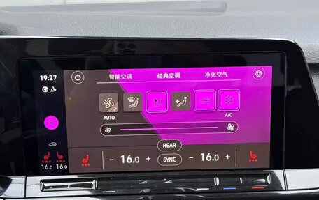 Volkswagen Golf VIII, 2021 год, 1 850 125 рублей, 10 фотография