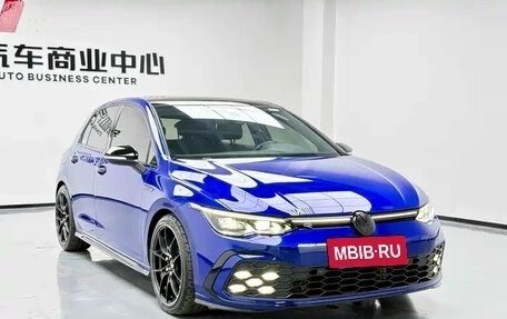 Volkswagen Golf VIII, 2021 год, 1 850 125 рублей, 3 фотография