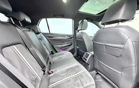 Volkswagen Golf VIII, 2021 год, 1 850 125 рублей, 16 фотография