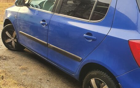 Skoda Fabia II, 2009 год, 300 000 рублей, 2 фотография