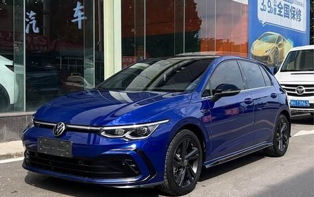 Volkswagen Golf VIII, 2022 год, 1 600 202 рублей, 13 фотография