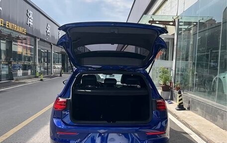 Volkswagen Golf VIII, 2022 год, 1 600 202 рублей, 16 фотография