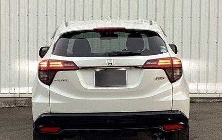 Honda Vezel, 2021 год, 1 310 000 рублей, 5 фотография