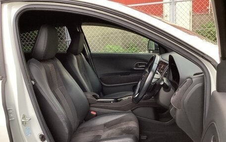 Honda Vezel, 2021 год, 1 310 000 рублей, 8 фотография