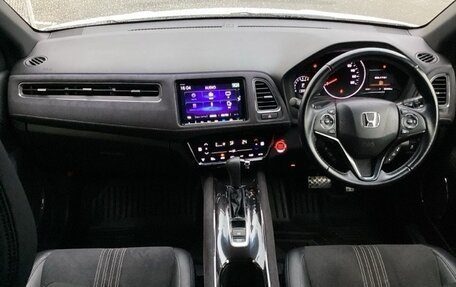 Honda Vezel, 2021 год, 1 310 000 рублей, 11 фотография