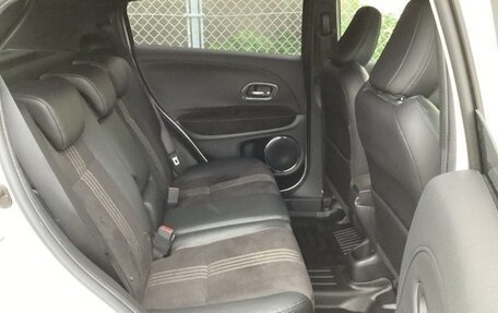 Honda Vezel, 2021 год, 1 310 000 рублей, 13 фотография