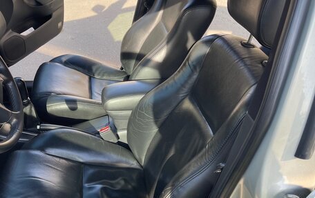 Toyota Avensis III рестайлинг, 2004 год, 790 060 рублей, 15 фотография