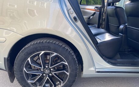 Toyota Avensis III рестайлинг, 2004 год, 790 060 рублей, 18 фотография