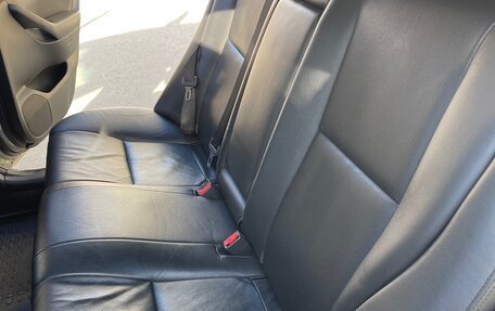 Toyota Avensis III рестайлинг, 2004 год, 790 060 рублей, 16 фотография