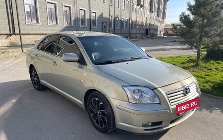 Toyota Avensis III рестайлинг, 2004 год, 790 060 рублей, 3 фотография