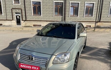 Toyota Avensis III рестайлинг, 2004 год, 790 060 рублей, 11 фотография