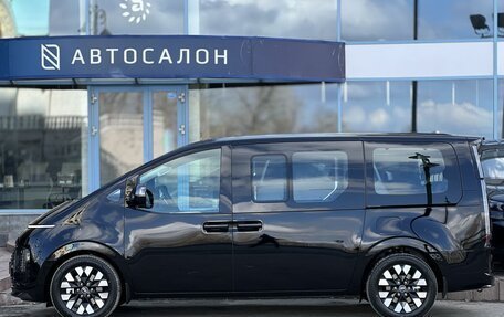 Hyundai Staria, 2024 год, 8 990 000 рублей, 3 фотография