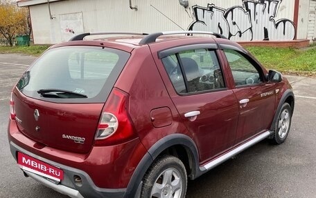 Renault Sandero II рестайлинг, 2014 год, 620 000 рублей, 2 фотография