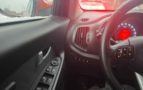 KIA Sportage III, 2011 год, 1 300 000 рублей, 7 фотография