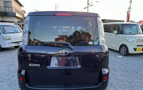 Toyota Sienta I, 2014 год, 753 000 рублей, 7 фотография