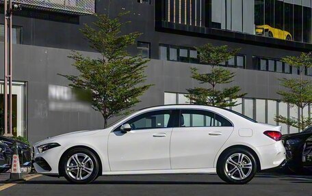 Mercedes-Benz A-Класс, 2025 год, 4 897 998 рублей, 2 фотография