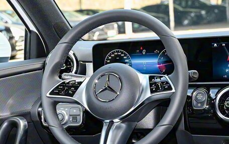 Mercedes-Benz A-Класс, 2025 год, 4 897 998 рублей, 5 фотография