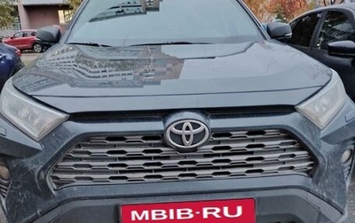 Toyota RAV4, 2019 год, 3 000 000 рублей, 1 фотография