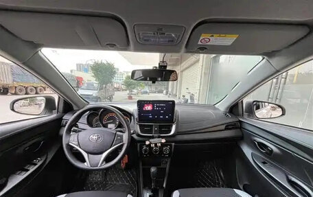 Toyota Yaris XP150 рестайлинг, 2022 год, 885 125 рублей, 5 фотография