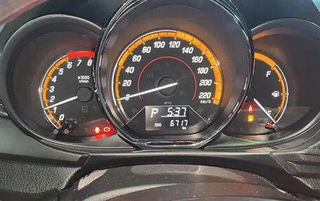 Toyota Yaris XP150 рестайлинг, 2022 год, 885 125 рублей, 9 фотография