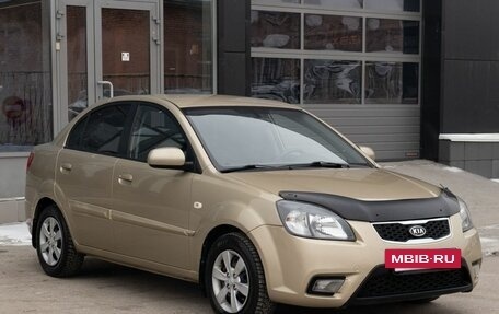 KIA Rio II, 2011 год, 620 000 рублей, 3 фотография