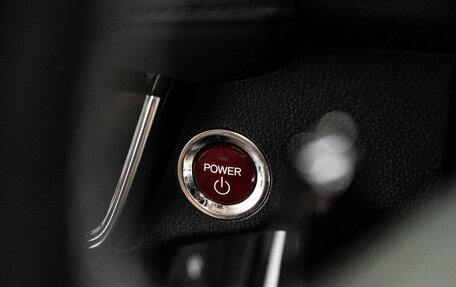 Honda Vezel, 2017 год, 1 880 000 рублей, 14 фотография