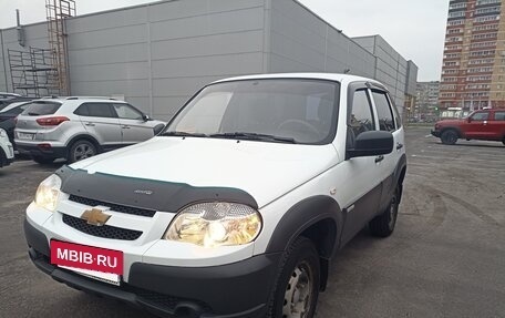 Chevrolet Niva I рестайлинг, 2014 год, 565 000 рублей, 5 фотография