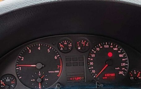 Audi A6, 1998 год, 400 000 рублей, 14 фотография