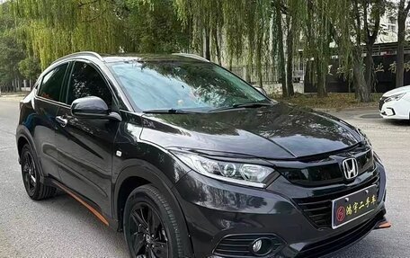 Honda Vezel, 2022 год, 1 350 202 рублей, 3 фотография