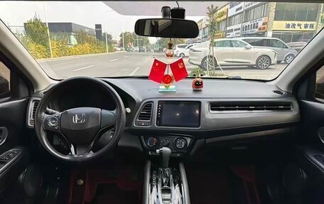 Honda Vezel, 2022 год, 1 350 202 рублей, 6 фотография