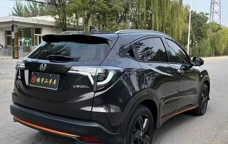 Honda Vezel, 2022 год, 1 350 202 рублей, 8 фотография