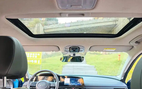 Hyundai Elantra, 2022 год, 1 170 000 рублей, 10 фотография