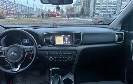 KIA Sportage IV рестайлинг, 2017 год, 1 800 000 рублей, 9 фотография