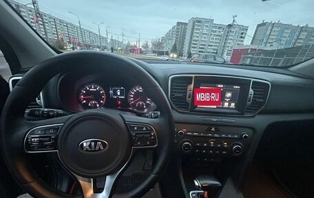 KIA Sportage IV рестайлинг, 2017 год, 1 800 000 рублей, 10 фотография