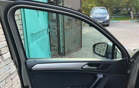 Volkswagen Tiguan II, 2020 год, 1 990 000 рублей, 13 фотография