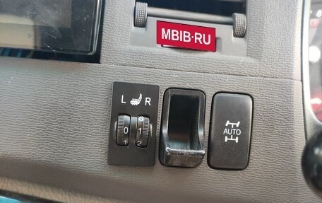 Toyota ISis I, 2007 год, 900 000 рублей, 9 фотография