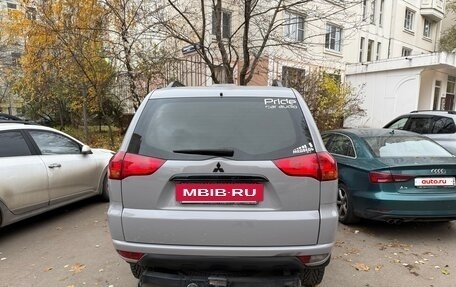 Mitsubishi Pajero Sport II рестайлинг, 2013 год, 2 050 000 рублей, 7 фотография