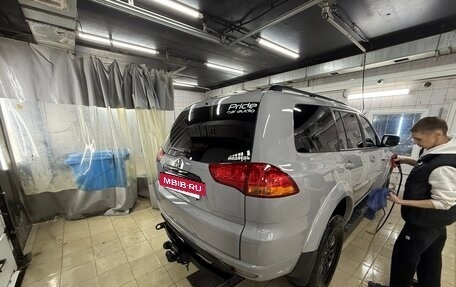 Mitsubishi Pajero Sport II рестайлинг, 2013 год, 2 050 000 рублей, 19 фотография