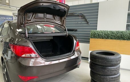 Hyundai Solaris II рестайлинг, 2015 год, 899 000 рублей, 10 фотография