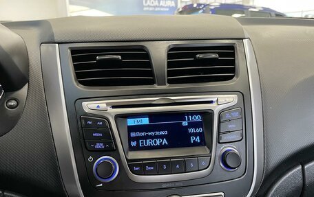 Hyundai Solaris II рестайлинг, 2015 год, 899 000 рублей, 17 фотография