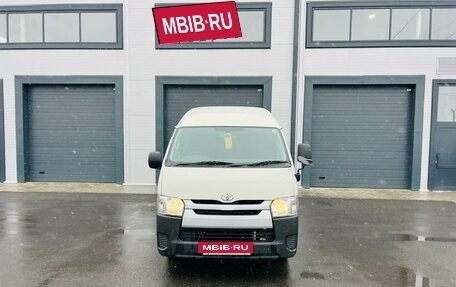 Toyota HiAce H200, 2016 год, 3 499 900 рублей, 9 фотография