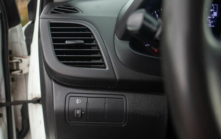 Hyundai Solaris II рестайлинг, 2015 год, 820 000 рублей, 35 фотография