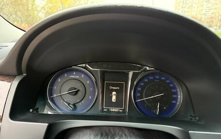 Toyota Camry, 2015 год, 1 950 000 рублей, 8 фотография
