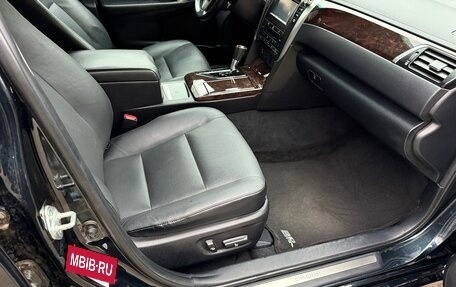 Toyota Camry, 2015 год, 1 950 000 рублей, 10 фотография