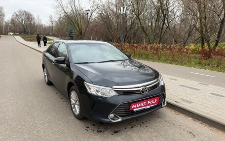 Toyota Camry, 2015 год, 1 950 000 рублей, 6 фотография